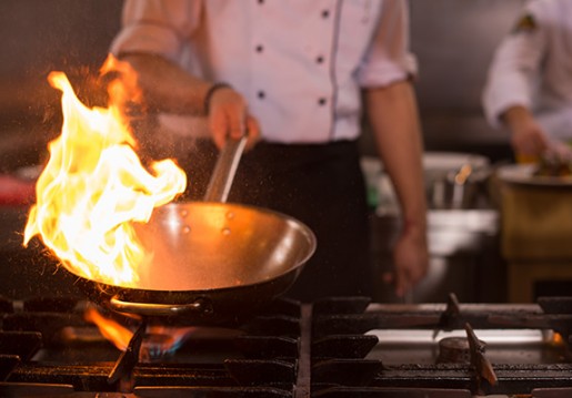 The right way to use a stainless steel pot for the first time